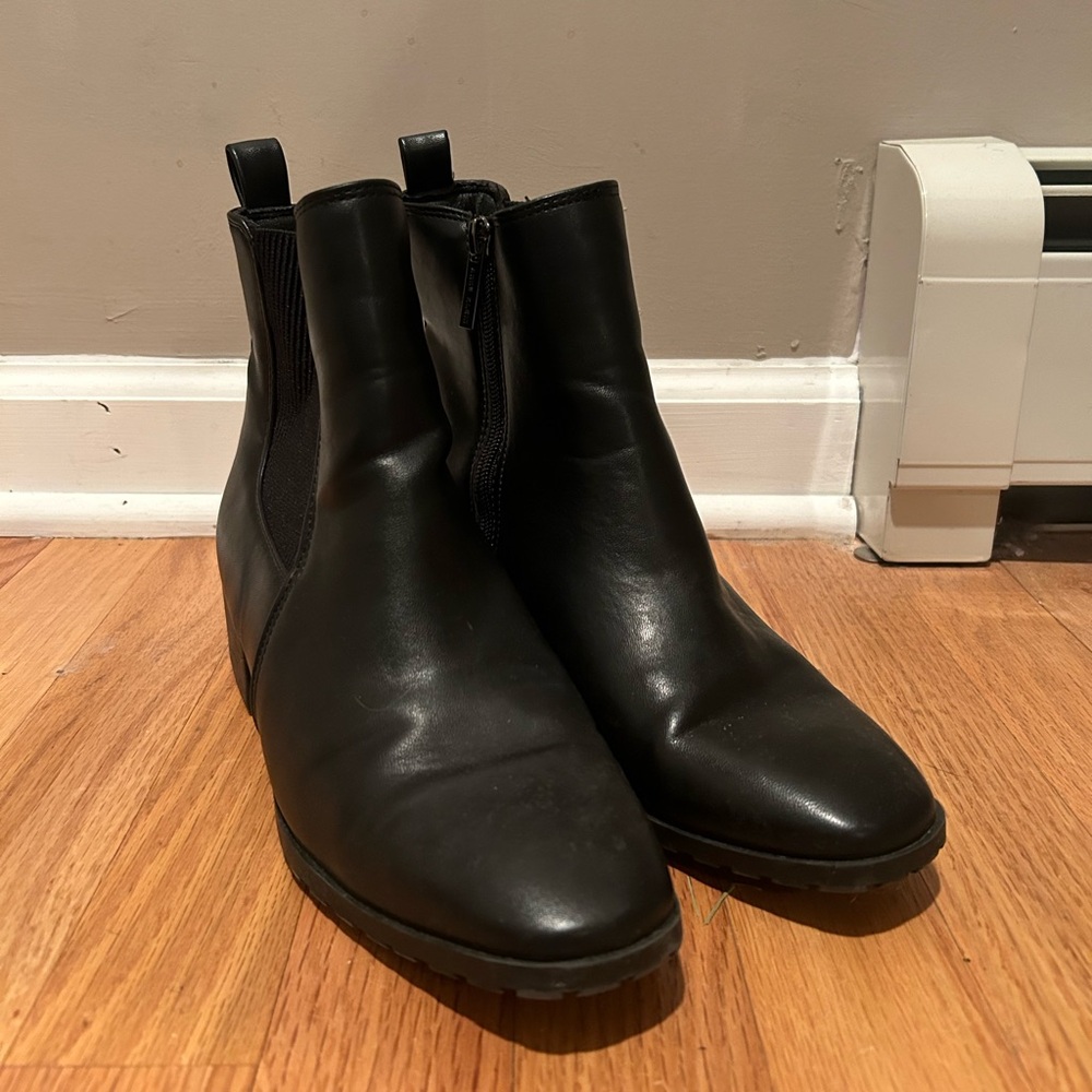 ANNE KLEIN DRESS BOOTS BLACK